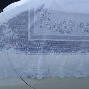 Luxury embroidered lace super-size gorgeous lace white tablecloth brand new